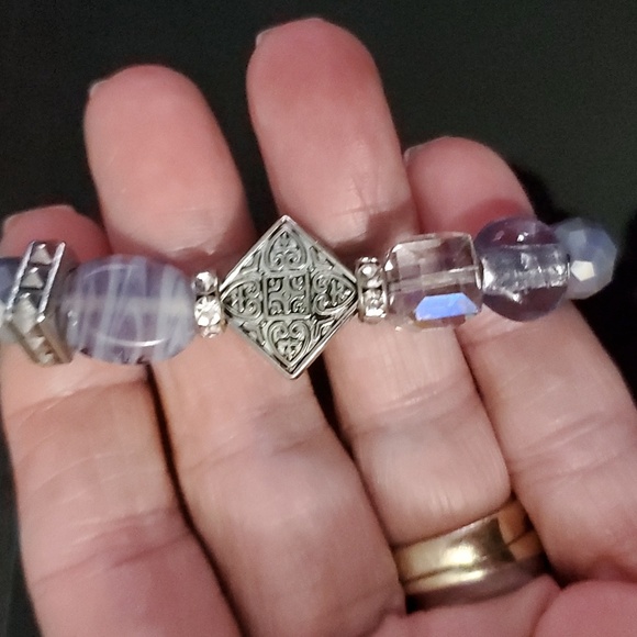 Vintage Beaded Bracelt - Picture 2 of 3